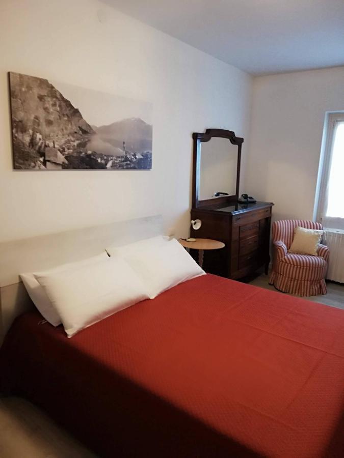 Casa Maria Lafinestrasulgarda Apartment Limone sul Garda Ngoại thất bức ảnh